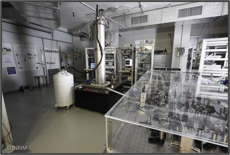 2.	Efficient alkali-earth-like cold atom platform for atomic physics experiment